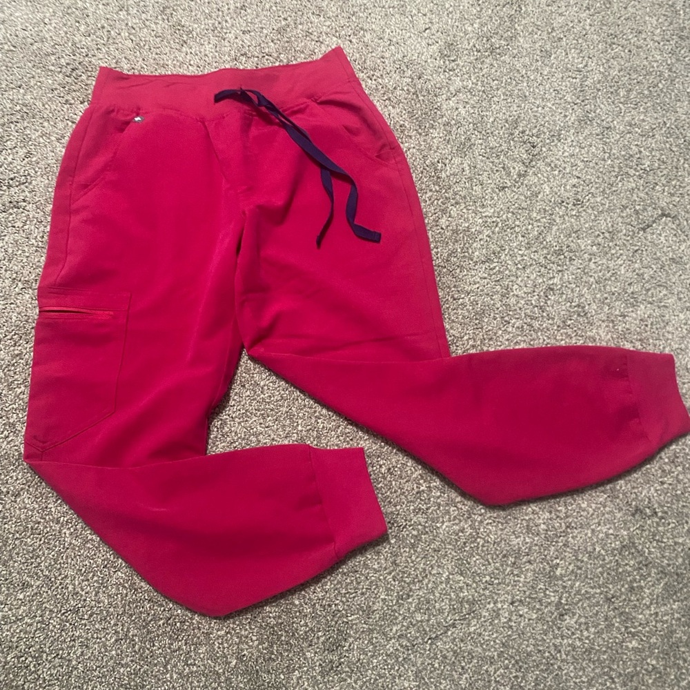 FIGS Women’s Zamora Jogger Scrub Pants